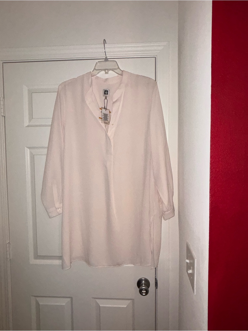 NWT Anne Klein SIZE 3X Off-White V-Neck Blouse/Tunic